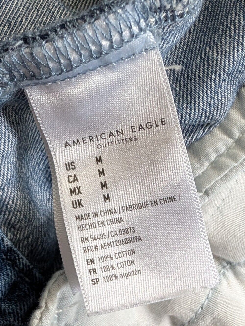 American Eagle Mens Light Wash Blue Destroyed Distress Denim Jacket Size Medium - Picture 4 of 11